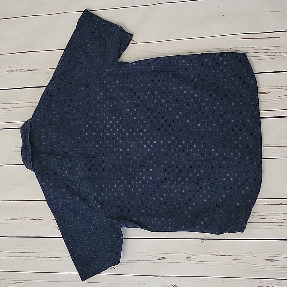 Navy blue button down - Picture 4 of 5